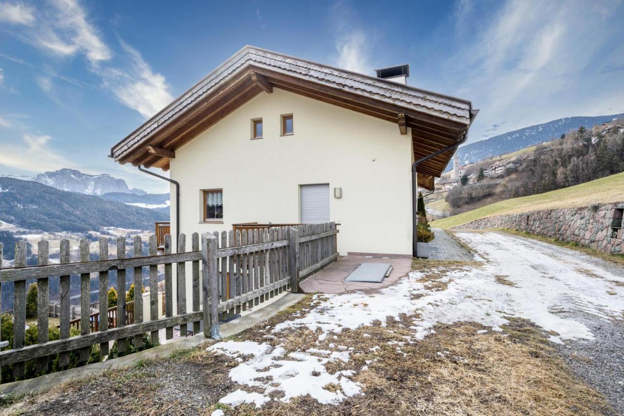 Urlaub Auf Dem Bauernhof Hallerhof Villandro Exterior photo